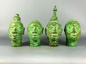 Benin - 201010 - 4 Bronze BENIN BINI EDO heads - Nigeria. verkocht voor € 95!
