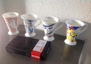 Alessi - Vier ALESSI-lepels en vier koffiebekers uit de Art-collection verkocht voor € 25!