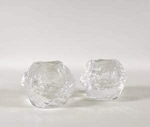 Ann Wärff - Set van twee snowball waxinelichthouders - Kosta Boda kopen? Bied vanaf 1!
