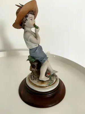 Real Fabbrica Capodimonte - Triade Benacchio porseleinen beeldjes- meisje en jongen kopen? Bied vanaf 40!