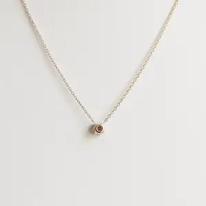 Buy 0,33 ct saffierketting met hanger? Bid from 260!