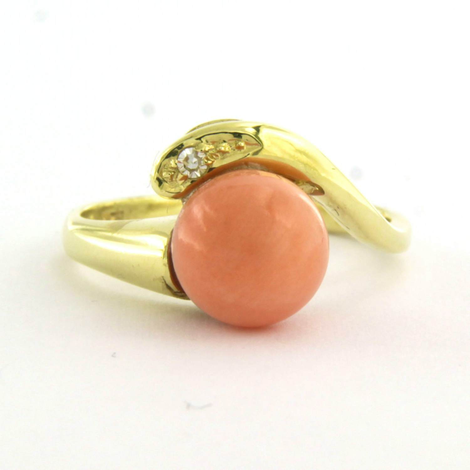 14k geel gouden ring met koraal en single cut geslepen diamant tot. 0.02ct kopen? Bied vanaf 290!