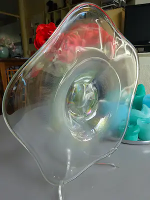 Willem Rozendaal - Tin-craquelé coquille schaal met prachtige iriserende luster kleuren kopen? Bied vanaf 50!