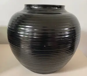 ADCO - XL zwarte ribbelvaas model 1012 kopen? Bied vanaf 1!