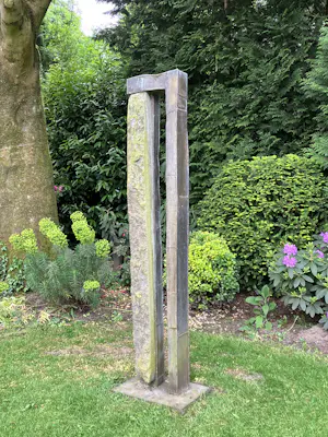 Herman Bartelds - tuinbeeld van Steen en Messing kopen? Bied vanaf 1200!