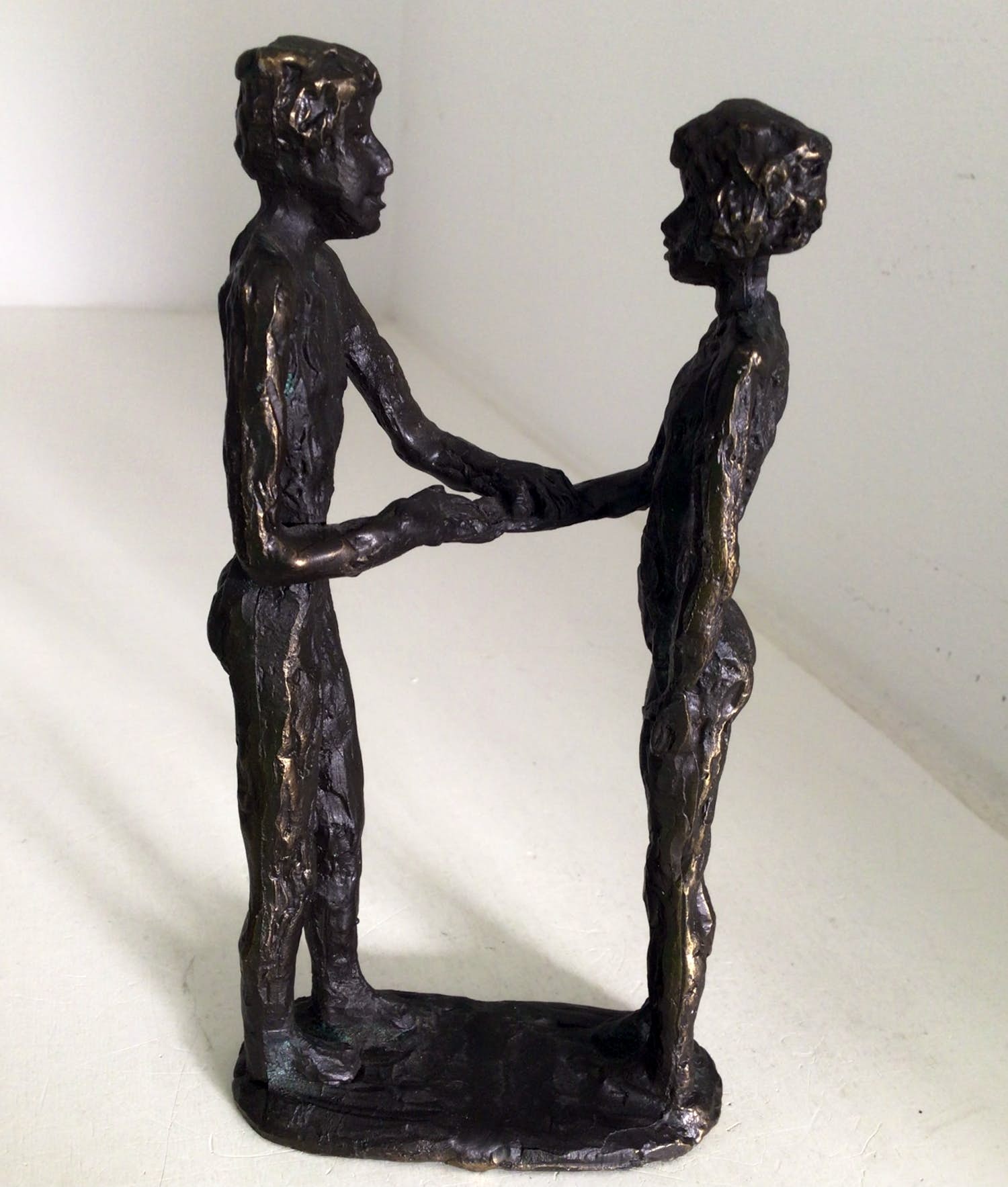 Astrid Veldhuyzen-Koppen - Sculptuur “ DANK “ kopen? Bied vanaf 1!