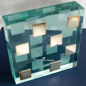 Koninklijke Van Kempen & Begeer - Zilver in floatglas , “Perspectief” – ontwerp: Hein Antheunis, 1997 verkocht voor € 1!