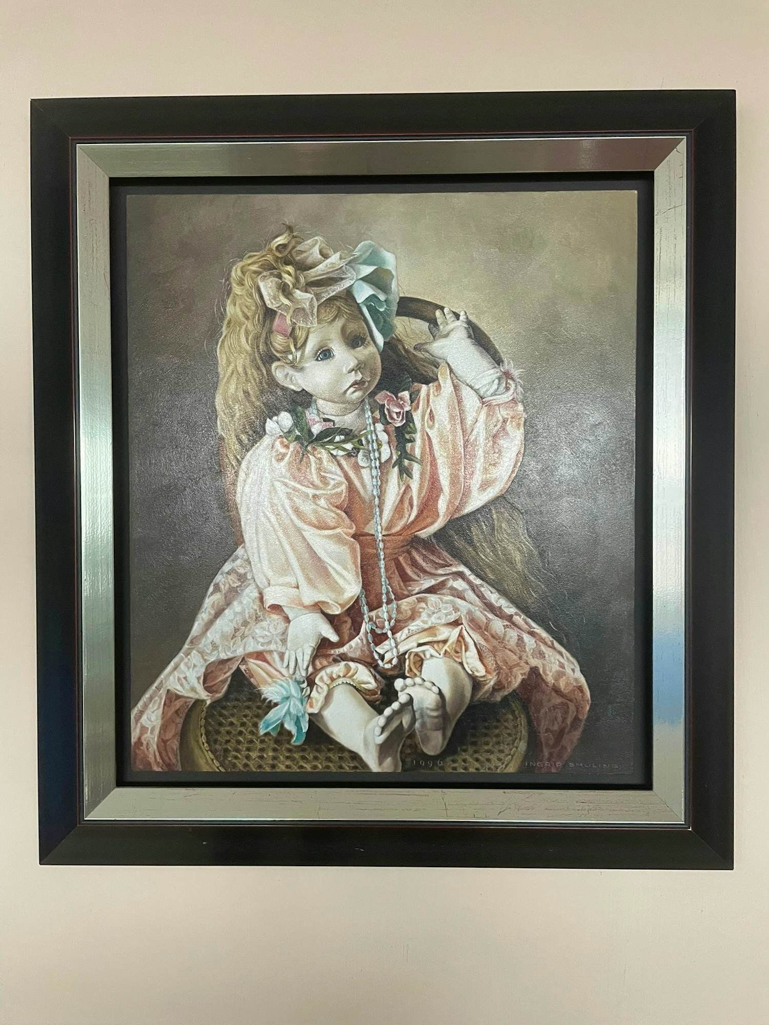 Ingrid Smuling - Meisjes pop op thonet stoeltje. kopen? Bied vanaf 1500!