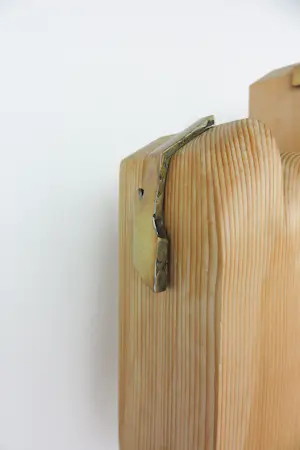 Frans Kokshoorn - Sculptuur van hout met metalen elementen kopen? Bied vanaf 150!