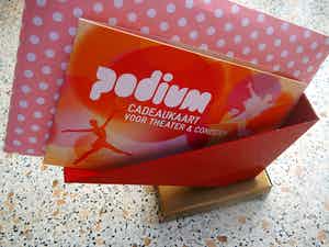 Niet of onleesbaar gesigneerd - Brievenstandaard gelakt metaal circa 1930 verkocht voor € 10!