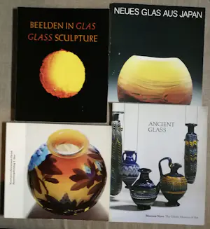 Diverse auteurs - 21 boeken over glaskunst kopen? Bied vanaf 20!