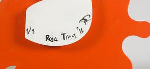 Roja Ting - Beschilderd houten sculptuur op stenen voet (incl. certificaat van echtheid) kopen? Bied vanaf 350!