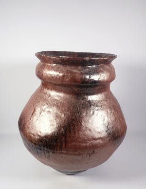 Peter von Hartsvelt Müller - Aardewerk, Bronskleurige bolle vaas (Groot) kopen? Bied vanaf 40!