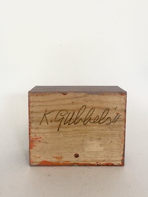 Klaas Gubbels - houten object ‘Blauwe stoel’ kopen? Bied vanaf 395!