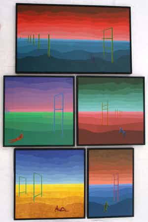 Niet of onleesbaar gesigneerd - Surrealistisch 5-Luik uit 1971 - Acrylverf op board - ingelijst verkocht voor € 1!