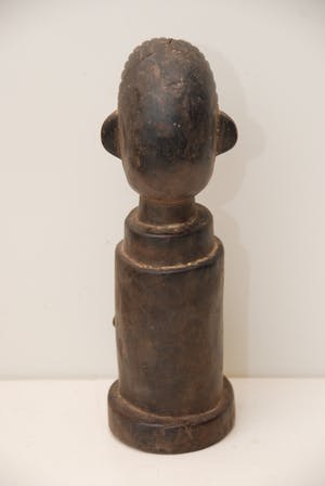 Dogon - 170501 - Tribal used African Rare Tikar figure - Cameroon. kopen? Bied vanaf 25!