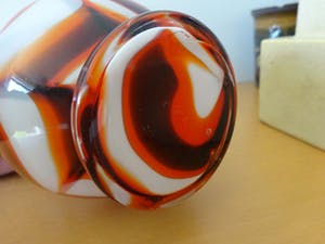 Carlo Moretti - opaline vaas met gekleurde vlammen- apart zeldzaam model kopen? Bied vanaf 45!