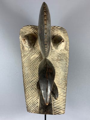 Songye - Tribal used African Songye Bird mask - Cameroon. kopen? Bied vanaf 35!