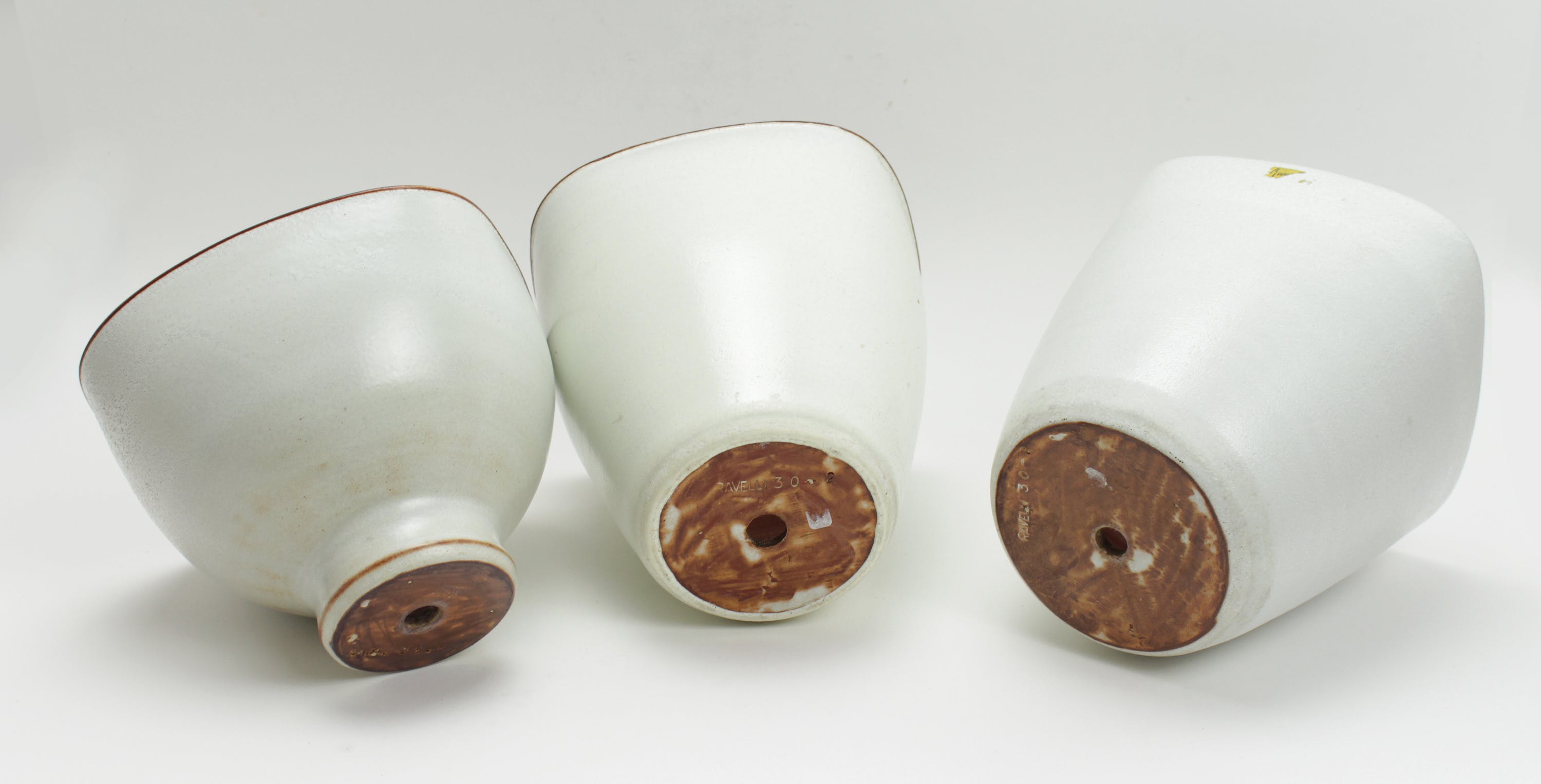 Potterie Ravelli - 3 aardewerk bloempotten kopen? Bied vanaf 15!