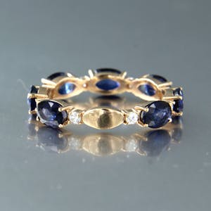 18K Goud - rood gouden ring bezet met saffier en briljant geslepen diamant kopen? Bied vanaf 550!