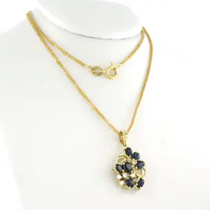 18k gouden collier en  hanger met saffier en briljant geslepen diamant kopen? Bied vanaf 750!