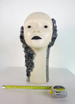 Ida De Roy - Set van twee sculpturen van keramiek, Hoofden kopen? Bied vanaf 200!