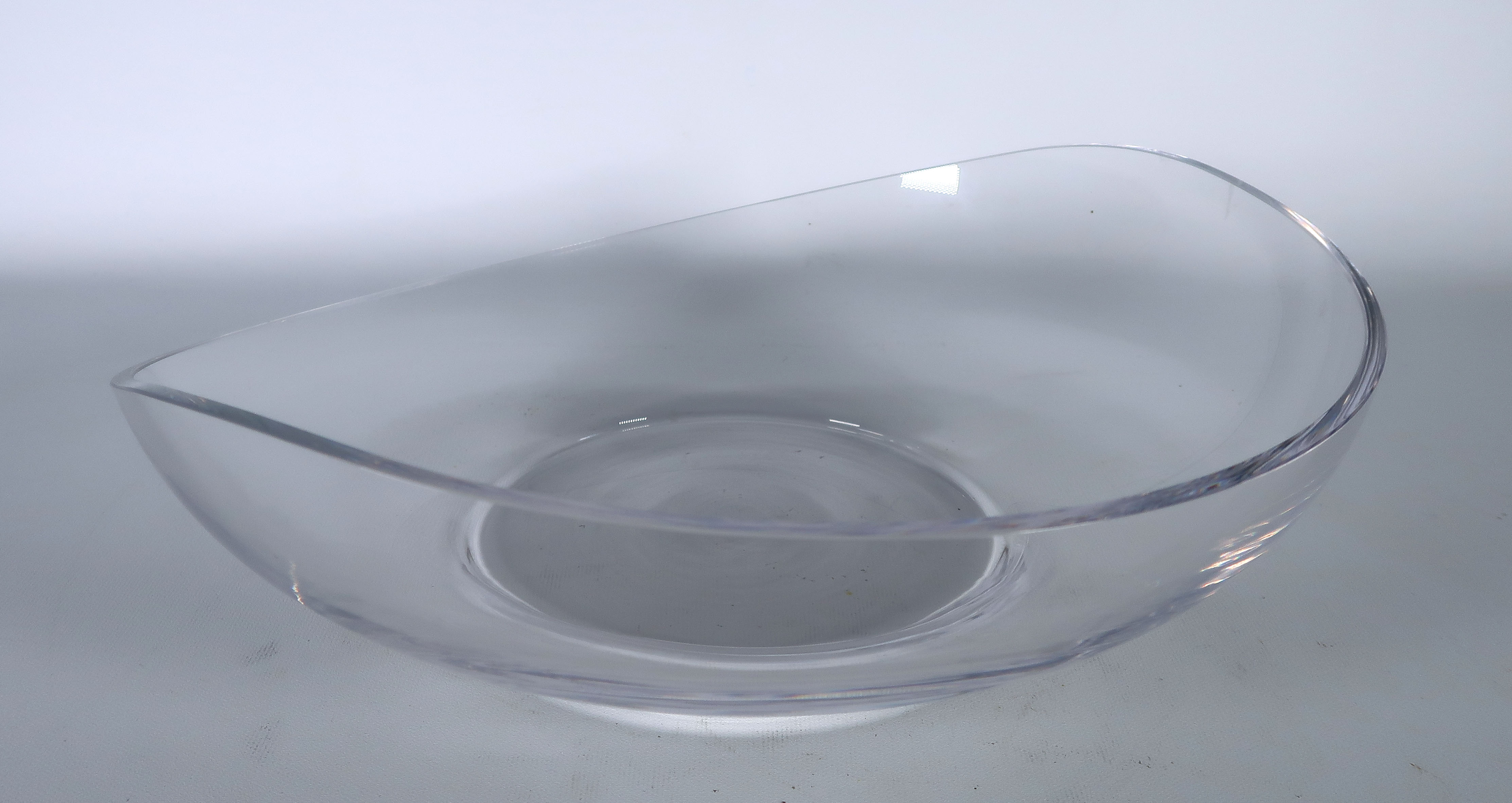 Novy Bor - Glas, Twee schalen kopen? Bied vanaf 1!