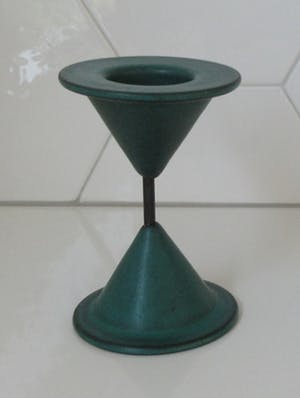 Cor Unum - Diabolo kandelaar ontwerp Theo Potmeer en Bart-Jan Reeser in 1991 kopen? Bied vanaf 1!