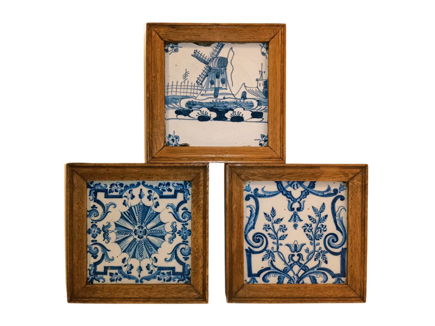 Porceleyne Fles - Drie antieke Delftsblauwe tegels van geglazuurd aardewerk, 17e eeuw. kopen? Bied vanaf 64!