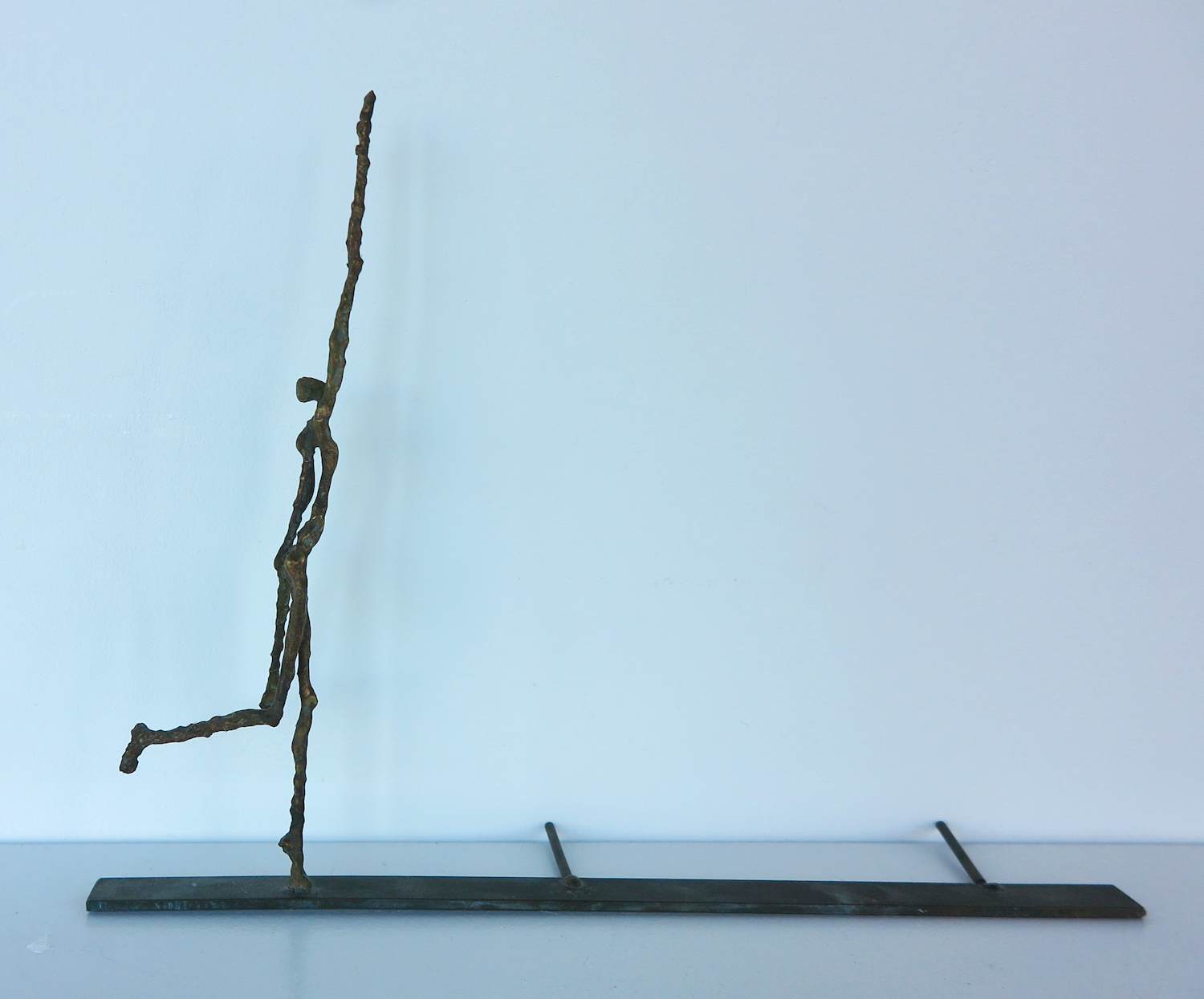 Franz Josef Vanck - Brons (wandobject), Springend figuur kopen? Bied vanaf 200!