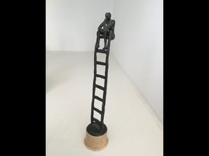 Corry Ammerlaan - Sculptuur “ De denkende mens “ kopen? Bied vanaf 55!