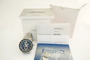 180- Robuust Seiko Sportura Chronograph SPC135P1 horloge - met extra schakels kopen? Bied vanaf 180!