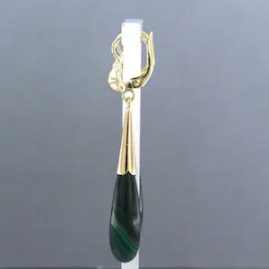 14k geel gouden oorhangers bezet met malachiet kopen? Bied vanaf 260!