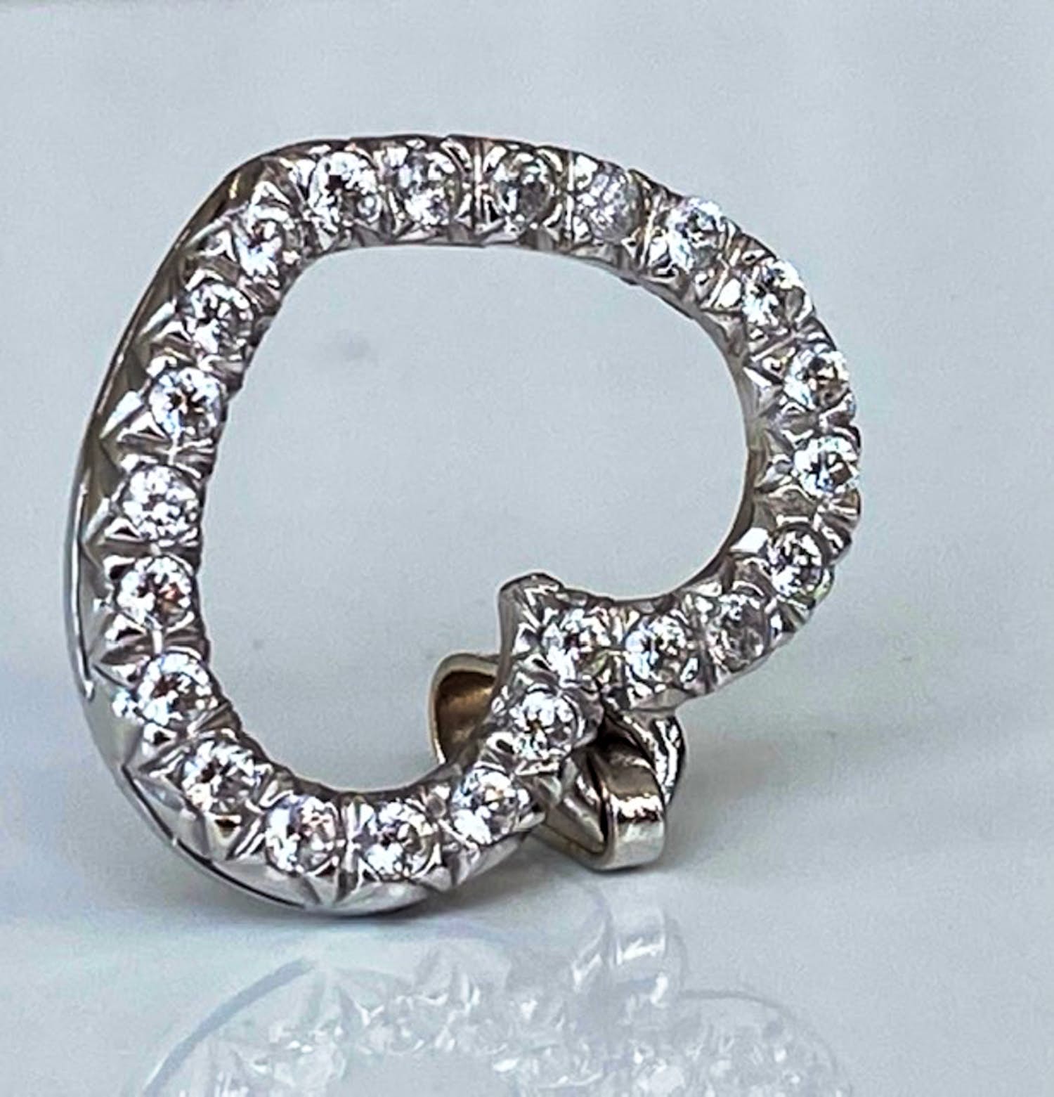 18 kt Witgoudem hanger met zirkonia kopen? Bied vanaf 160!