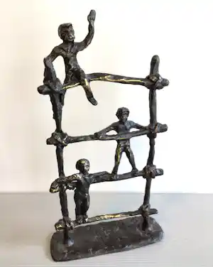 Hans Kuyper - Sculptuur “ Spelende kinderen “ vendu pour 59€ !