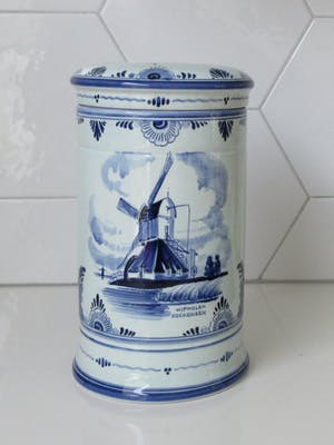 Plateelfabriek Schoonhoven N.V. - Delftsblauwe Hooimeijer Beschuitbus + theebusje Zenith Gouda kopen? Bied vanaf 30!