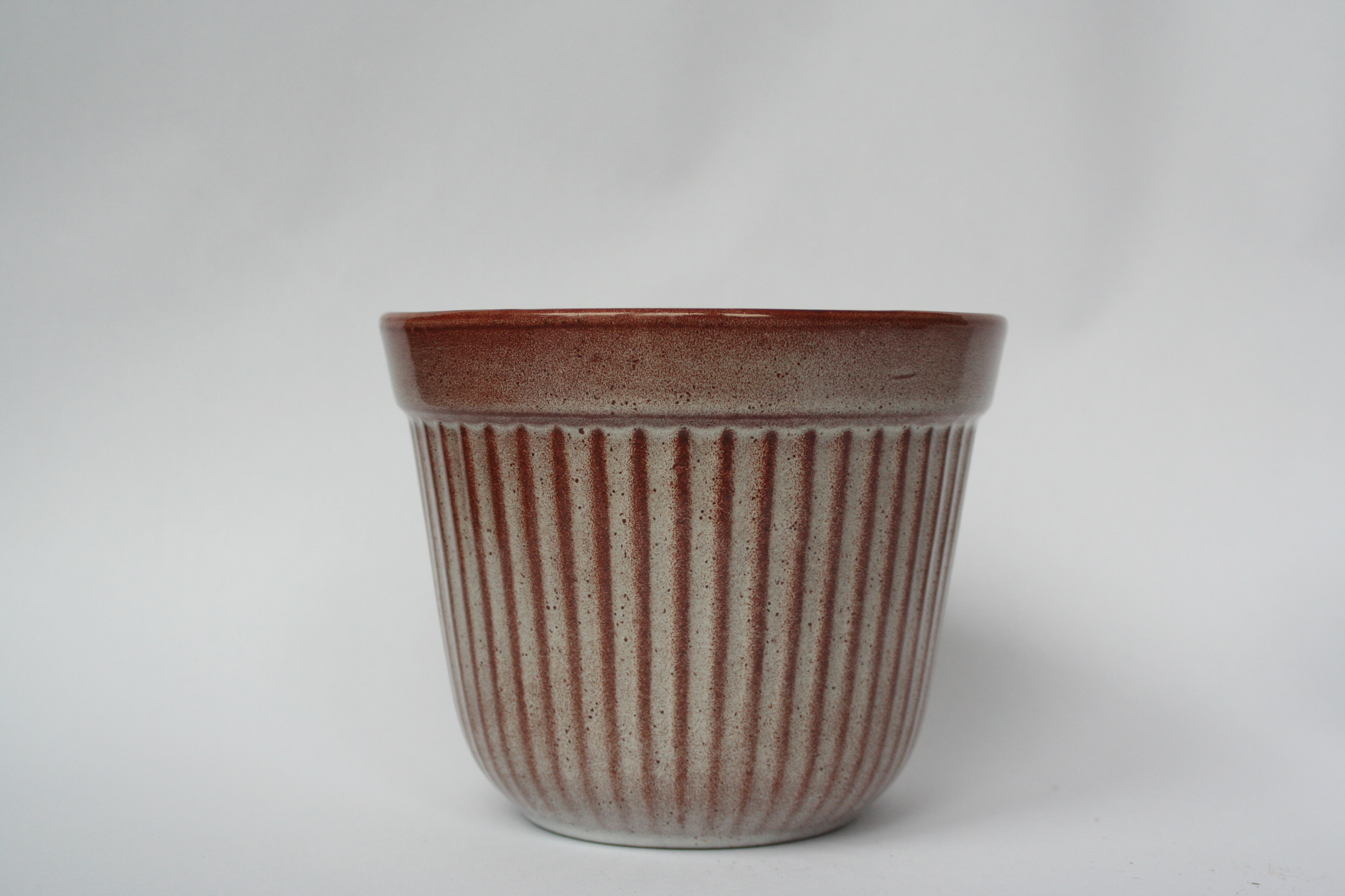 Faience- en Tegelfabriek Westraven - Utrecht - pot - model 433 verkocht voor € 1!