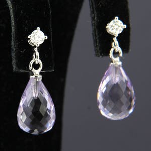 18K Goud - witgouden oorhanger bezet met amethist en briljant geslepen diamant kopen? Bied vanaf 325!