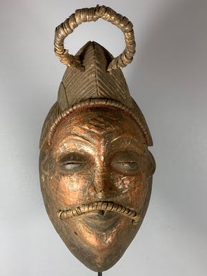 Punu - African female mask from the Punu - Gabon. kopen? Bied vanaf 65!