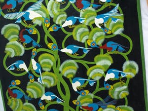 Niet of onleesbaar gesigneerd - Acrylverf op doek , “Vogels in de Boom” – 77 x 64 cm kopen? Bied vanaf 1!