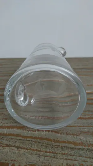 Niet of onleesbaar gesigneerd - Geguillocheerde waterkan met 6 art-deco portglazen kopen? Bied vanaf 1!