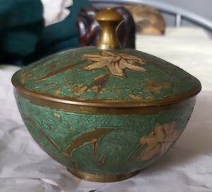 Curiosa - Koperen versierd potje met deksel kopen? Bied vanaf 1!