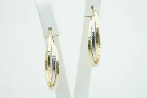 22 - Mooi paar 14 karaat gouden bicolor oorclips - "in elkaar gedraaid" model kopen? Bied vanaf 195!