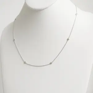 AcheterDiamanten halsketting? Enchérissez de 745!