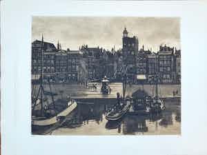 Willem Witsen - Gezicht op het Damrak, handgesigneerde aquatint ets verkocht voor € 395!