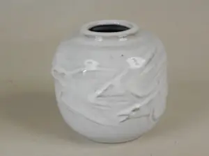 Mobach Keramiek - Zwaluw relief kopen? Bied vanaf 20!