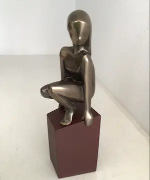 Janneke Ros - Beeld “ SCHOONHEID “. Gesigneerd kaufen? Bieten Sie von 1!