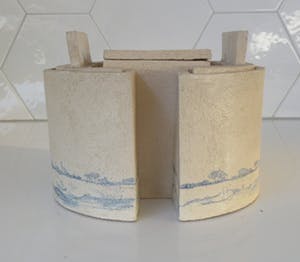 Niet of onleesbaar gesigneerd - Studio Keramisch (bouw)object "Hollands rivierenlandschap" kopen? Bied vanaf 10!