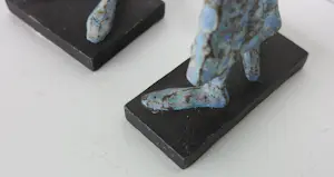 Zihong Zhang - Dancing with my shadow I en II (Brons) kopen? Bied vanaf 200!