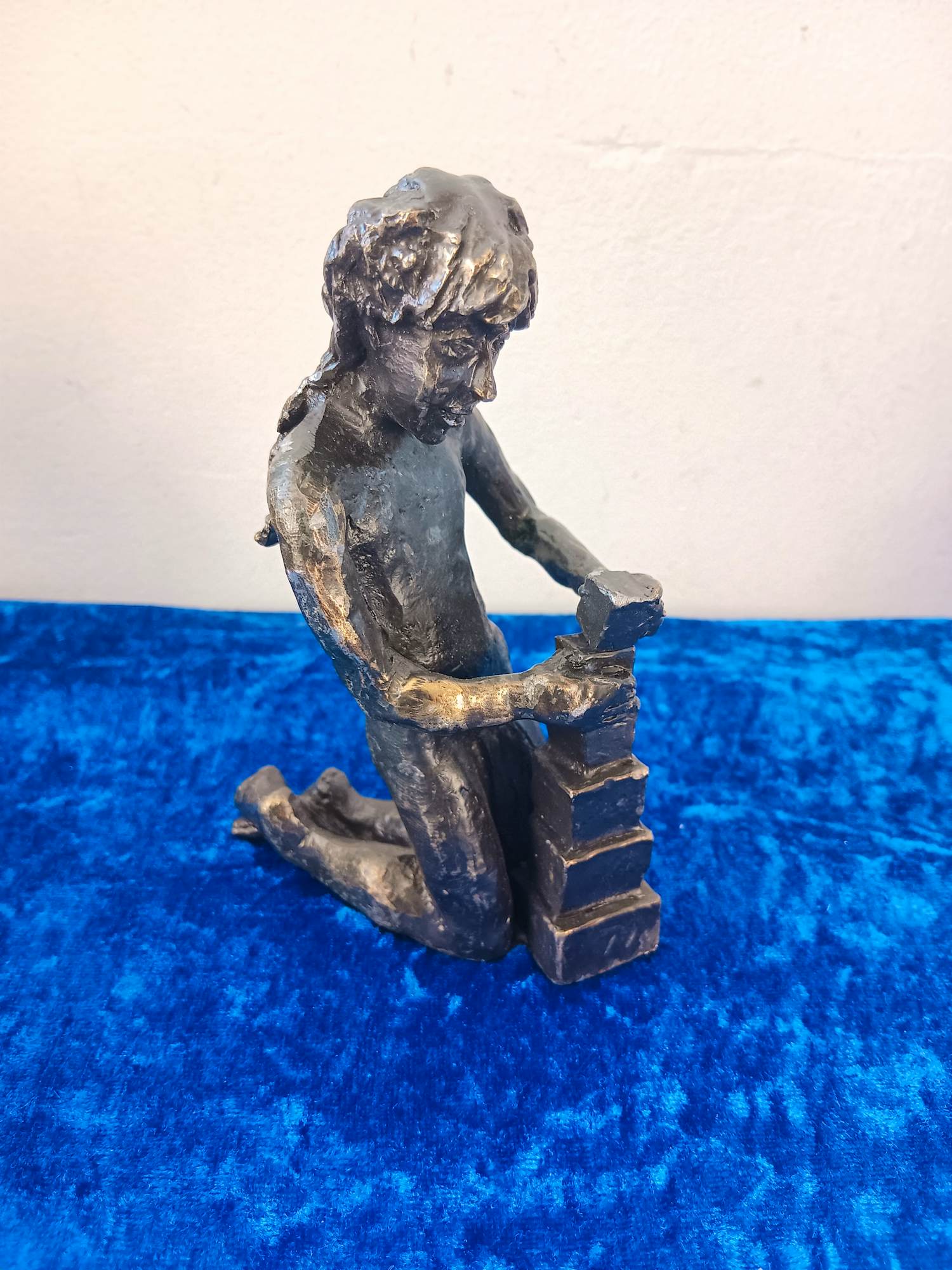 Buy Astrid Veldhuyzen-Koppen - Meisje met de blokkentoren? Bid from 45!